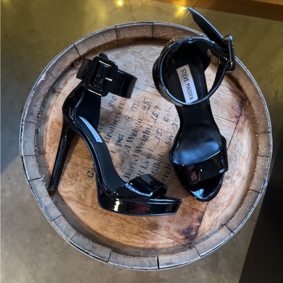 Steve Madden Heels - Picture 2 of 7